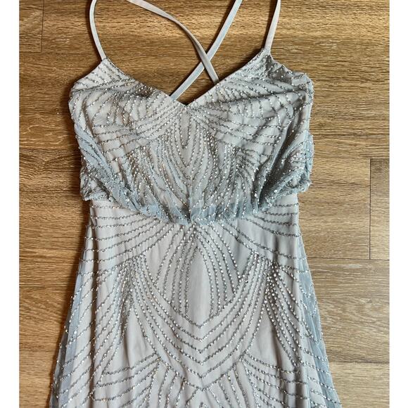 Elegant Beaded Evening Gown - Picture 6 of 10